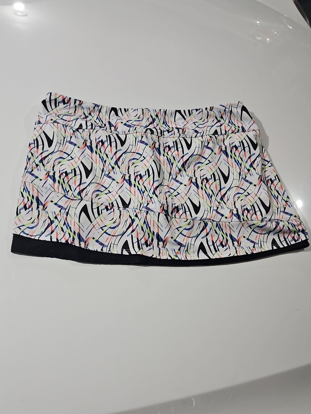 bolle White Multi-Color Patterned Athletic Skort with Black Trim Sz L
